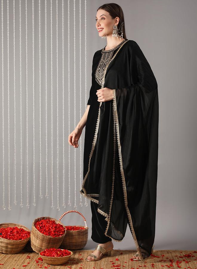 globus Women Black Round Neck Embroidered Straight Kurta with Pant and Lace Dupatta Set - Image 1